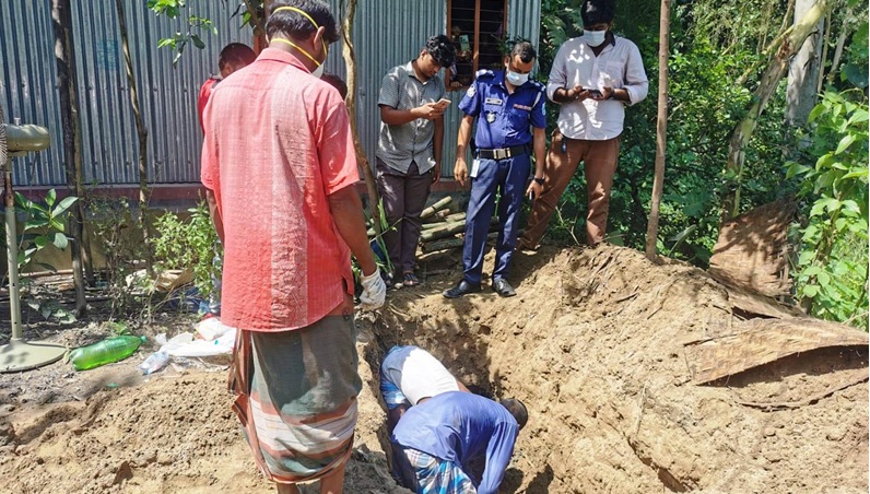 মির্জাপুরে তিন মাস পর কবর থেকে মরদেহ উত্তোলন 